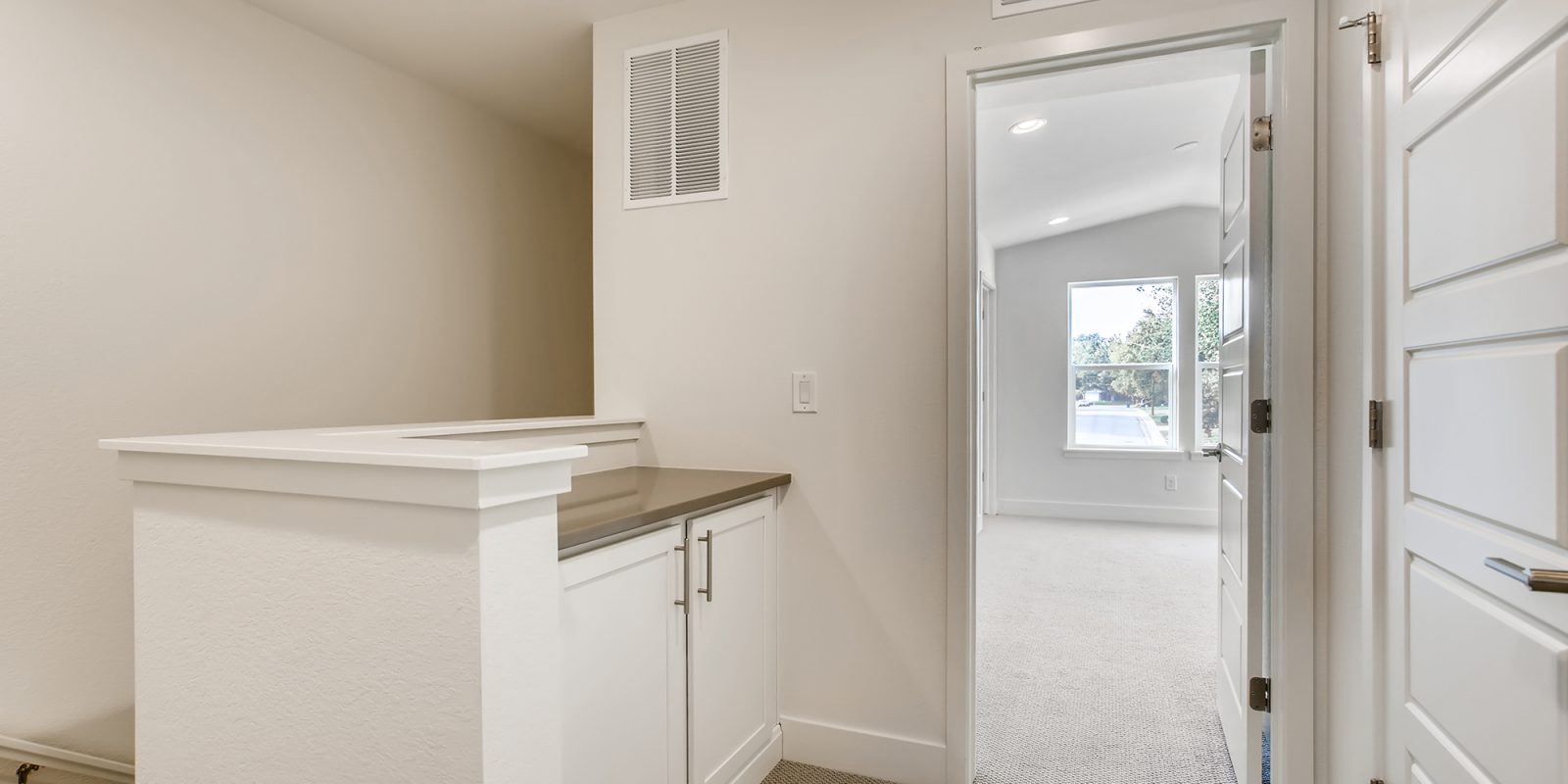 WestRidge: Garland - Upper Foyer