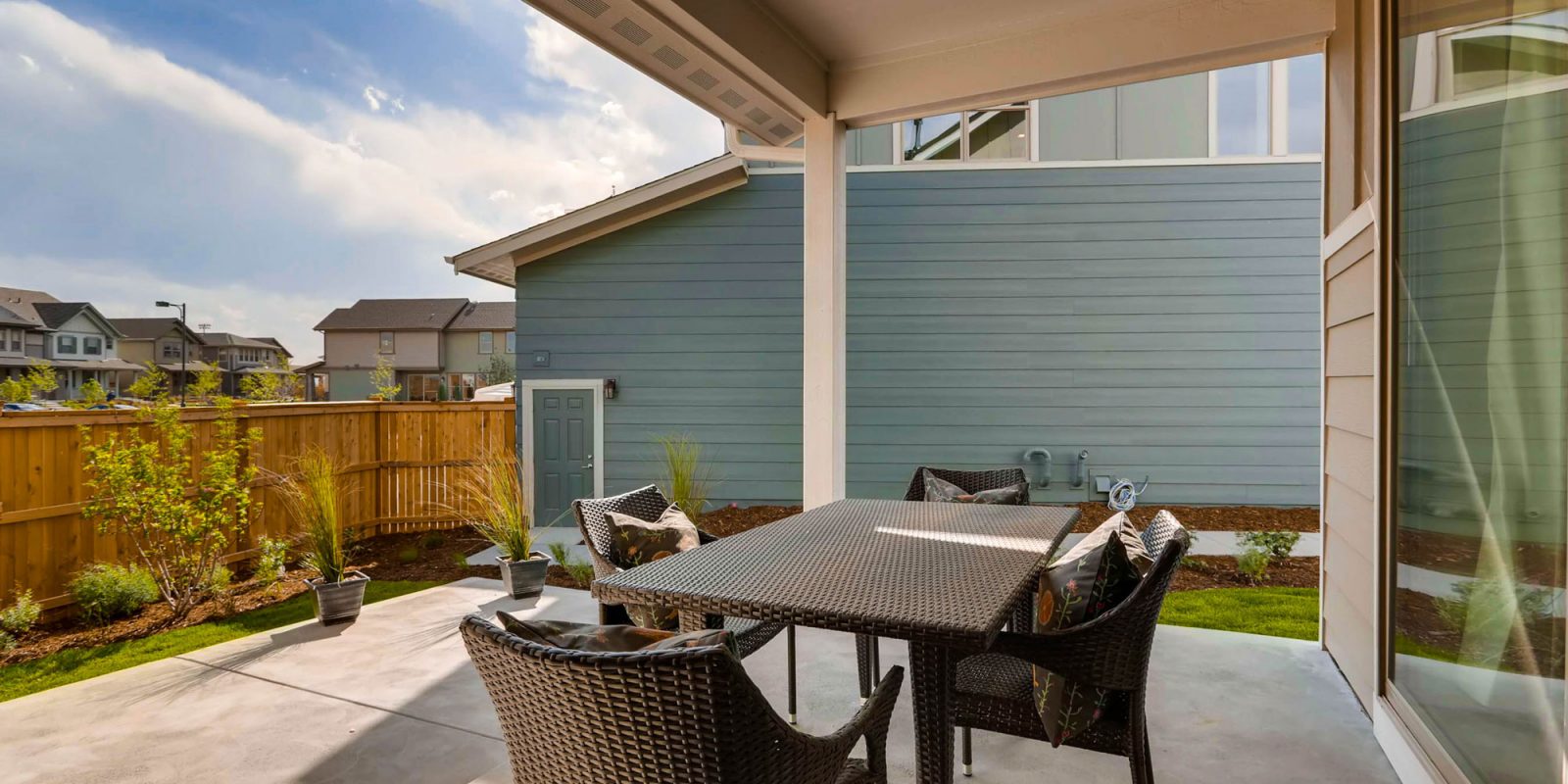 Thrive Z.E.N. 2.0 Collection: EDG - Patio