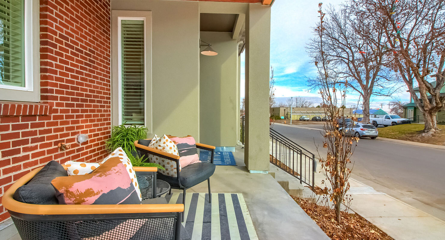 WestRidge: Simms - Front Porch