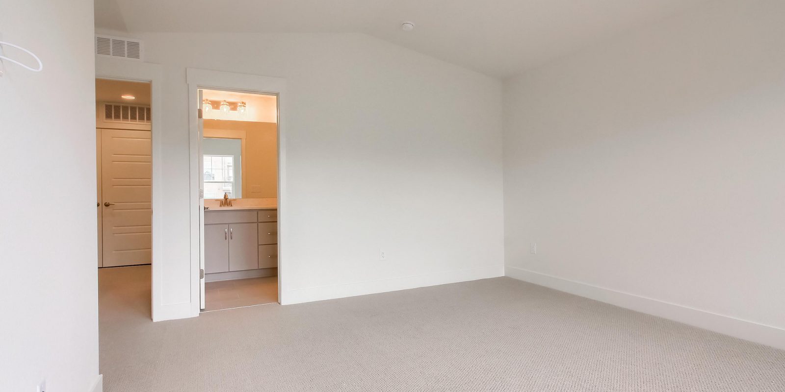 Arista: Uptown - Master Bedroom