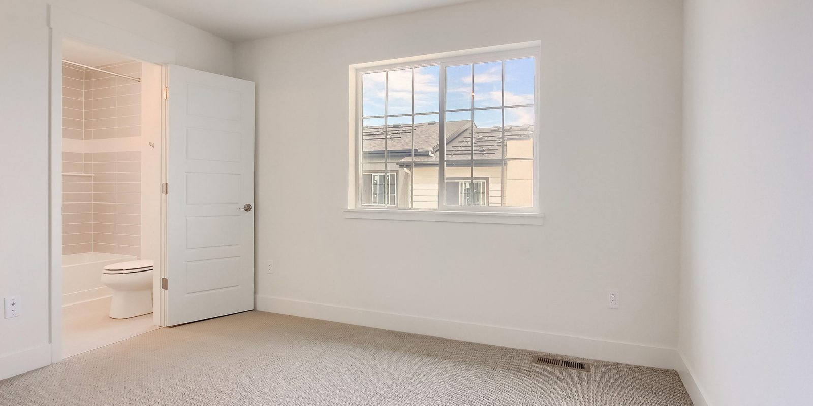 Arista: Uptown - Secondary Bedroom