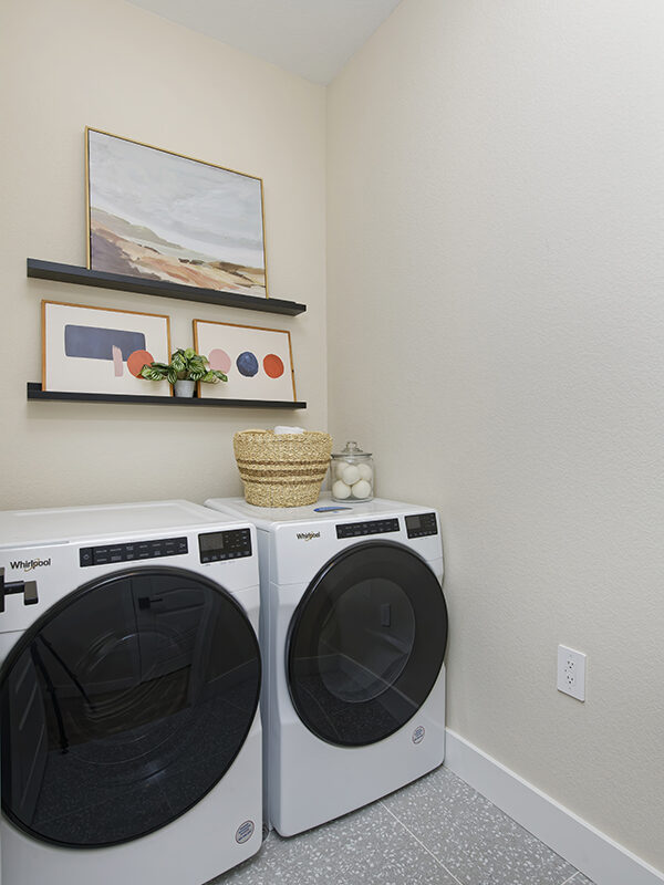 Harbor - Laundry Room