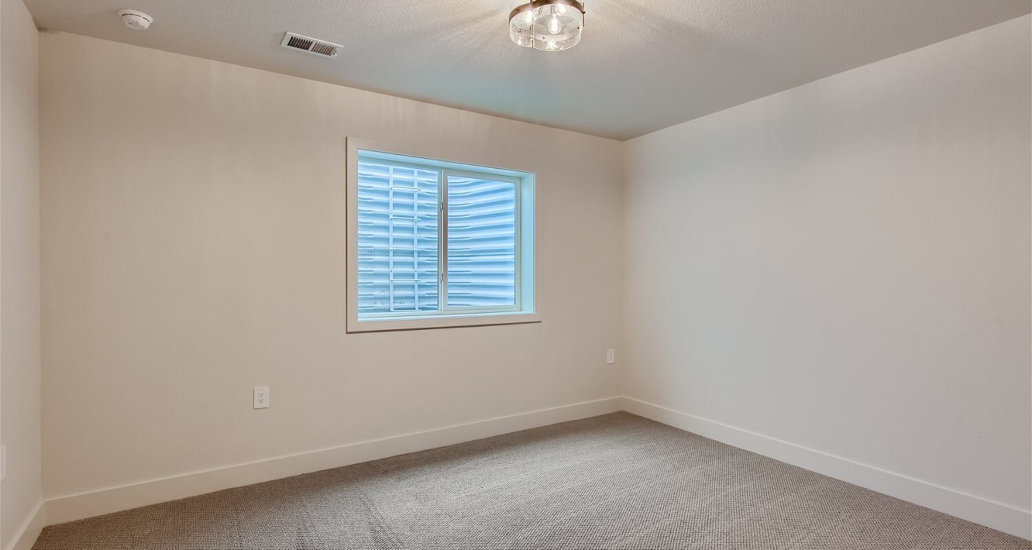 Serene - Basement Bedroom