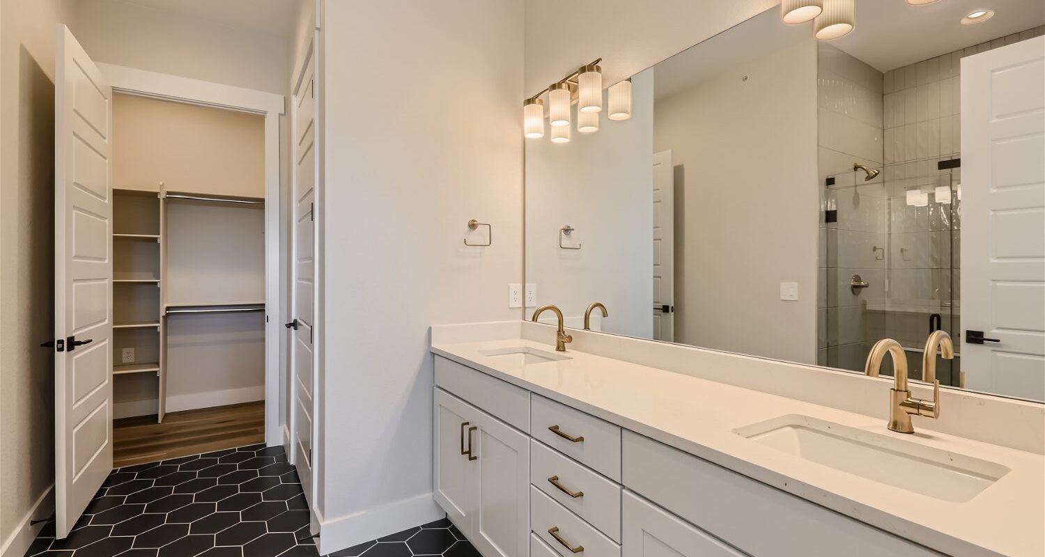 Prosper - Primary Bath